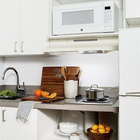 Intown Suites Extended Stay Houston Tx - Highway 6 사이프러스 외부 사진
